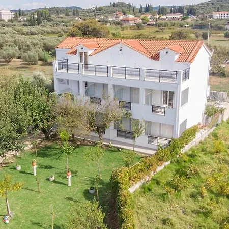 Apartment Yiota
