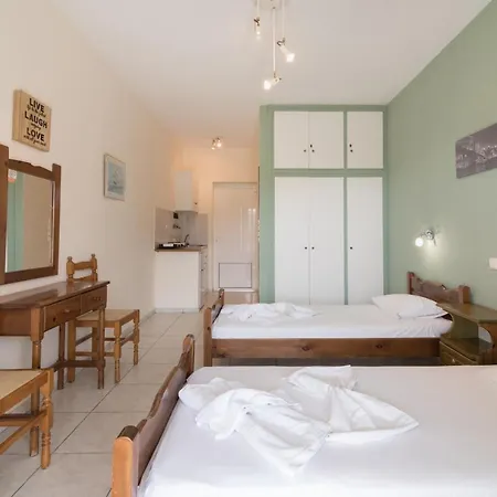 Yiota Apartment