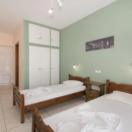 Yiota アパート *