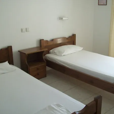 Yiota Apartment