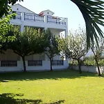 Apartament Yiota *