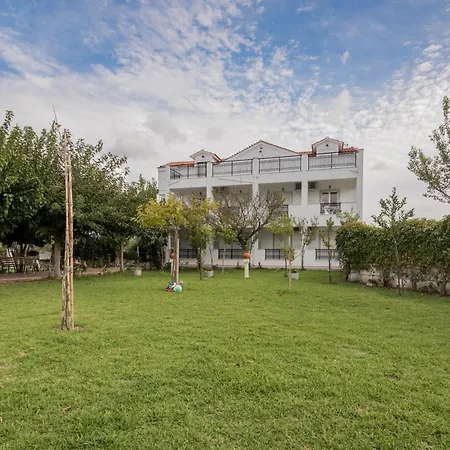 Apartment Yiota *